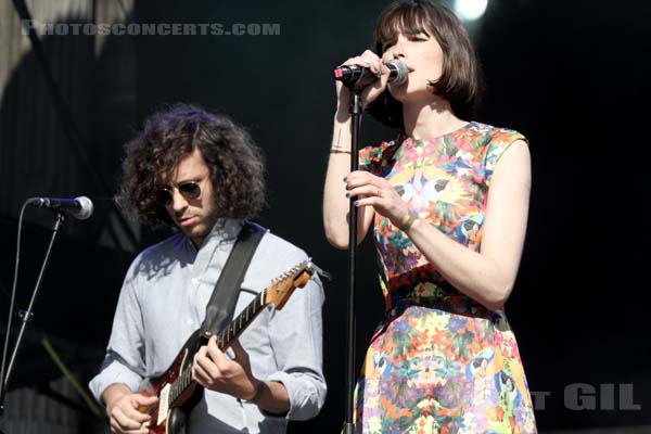 LIZA MANILI - 2012-07-22 - PARIS - Parvis de l'Hotel de Ville - 